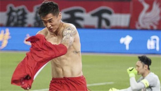  法甲新规限制外援登场人数,多支球队紧急调整阵容  