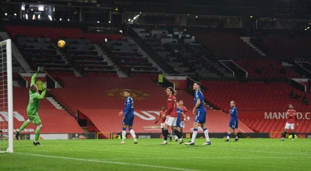  杜库雷凌空侧勾破门，埃弗顿主场力克莱斯特城止颓势